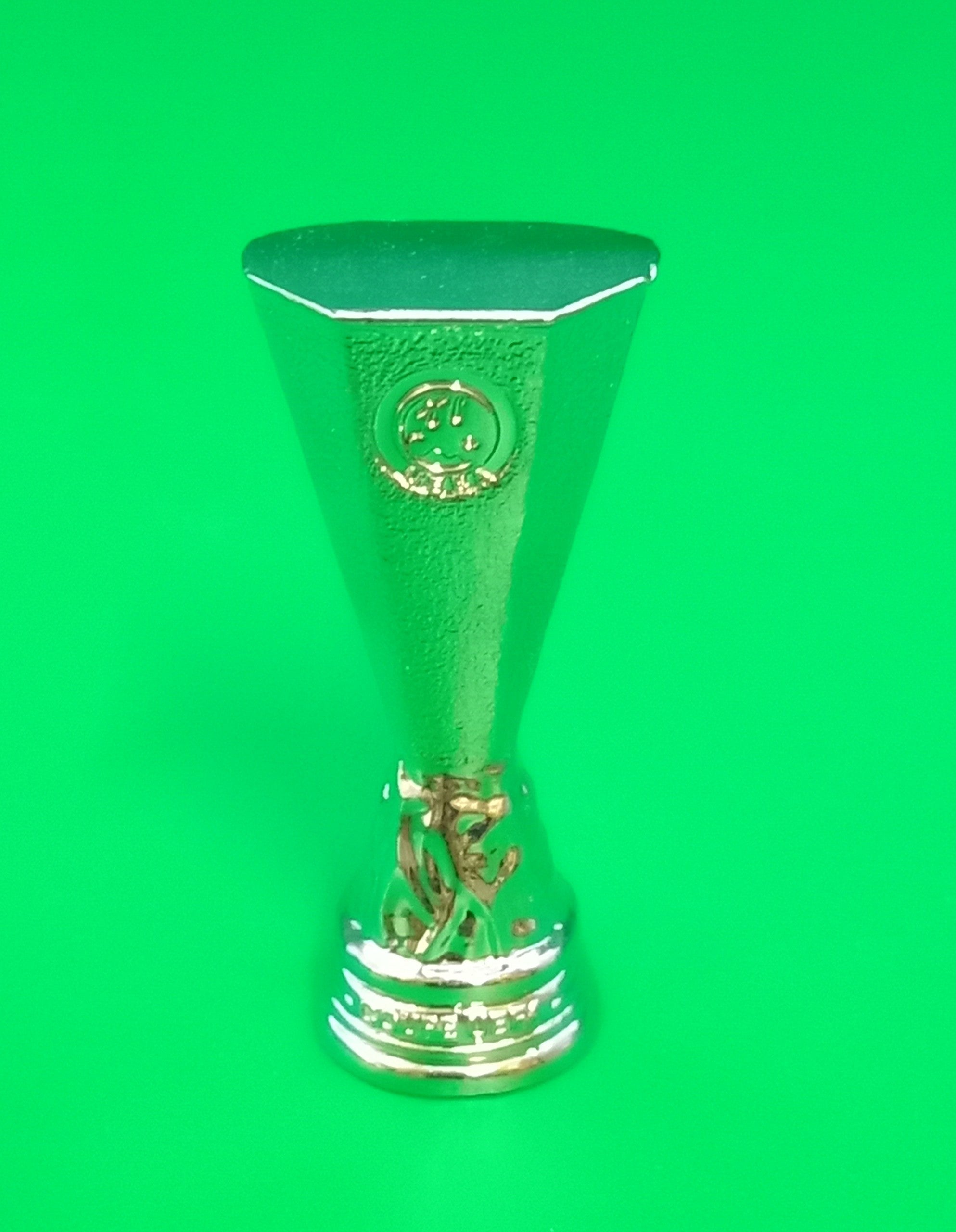 Subbuteo trofeo Europa League 4cm - in metallo