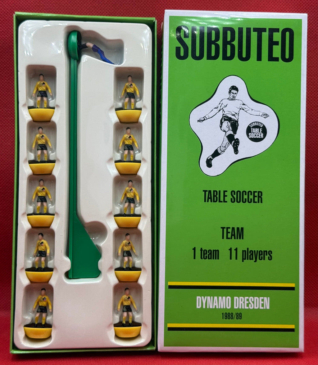 Subbuteo squadra Hw vintage Leggenda Dinamo Dresda 1988/89 - con libretto