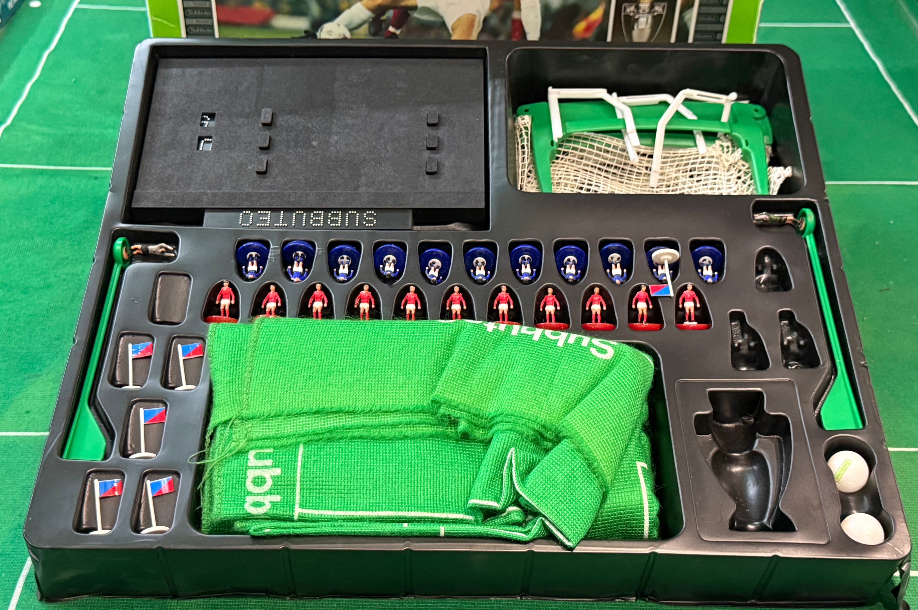 Subbuteo set box The F.A. Premier League 60247