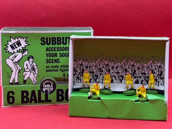 Subbuteo 6 ball boys c134 - base verde