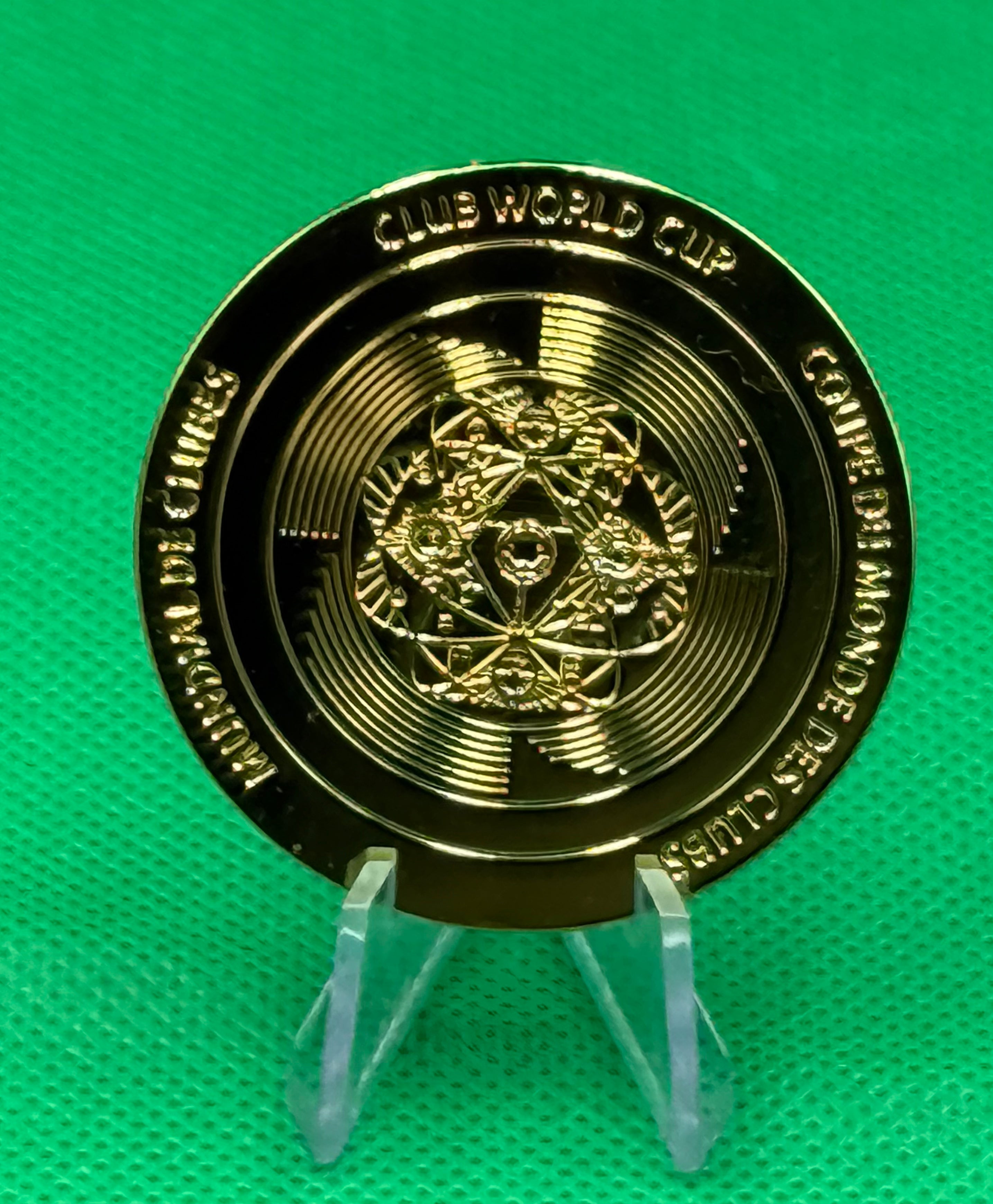 Subbuteo trofeo Mondiale per Club 4cm in metallo