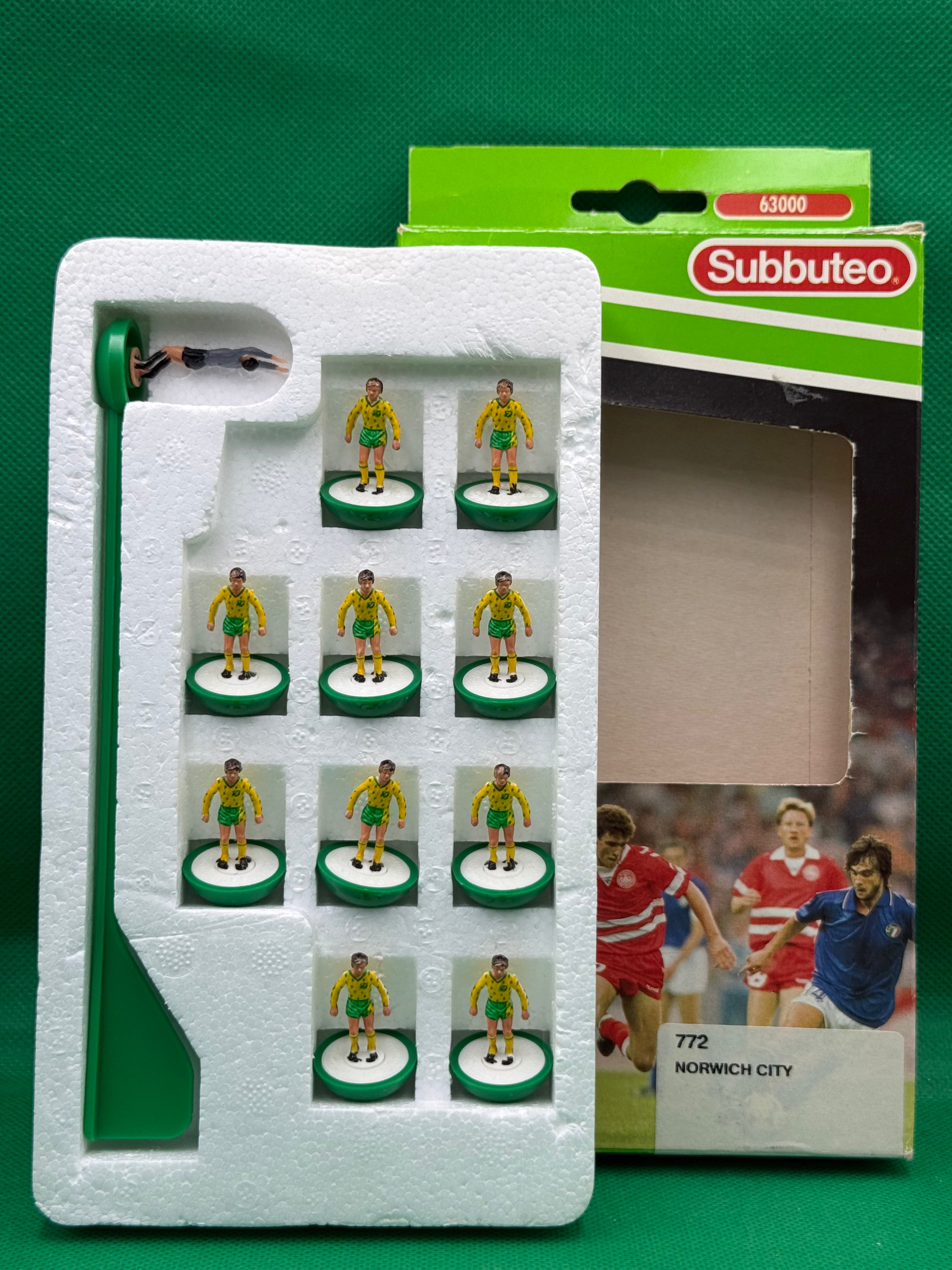 Subbuteo squadra Lw Norwich City ref 772